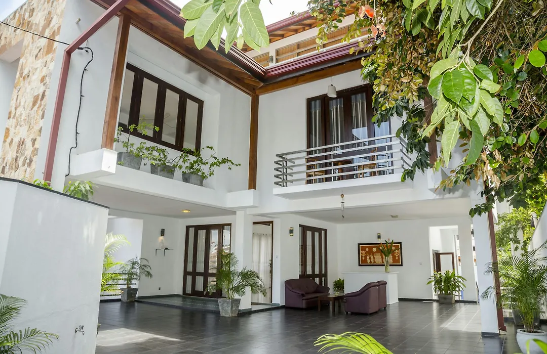 Villa Upper Dickson-1